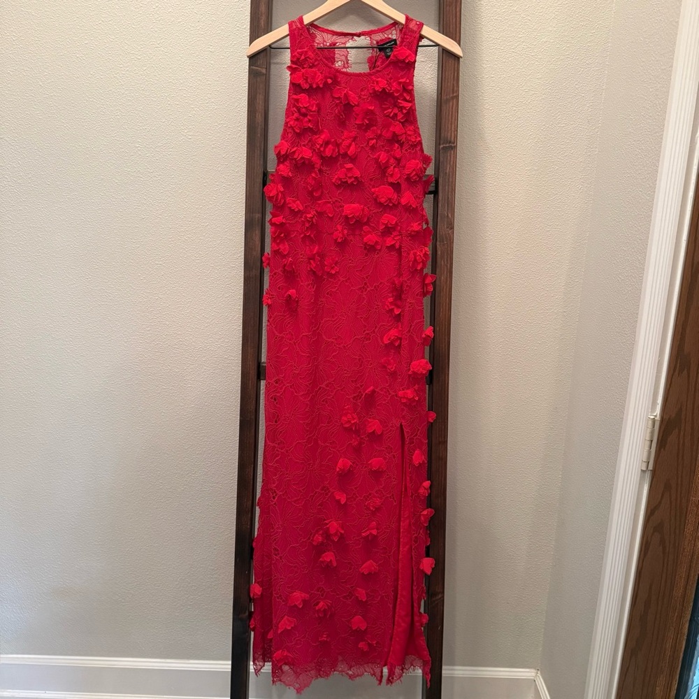 Red Floral Appliqué Lace Midi Dress – NWT – Size 8